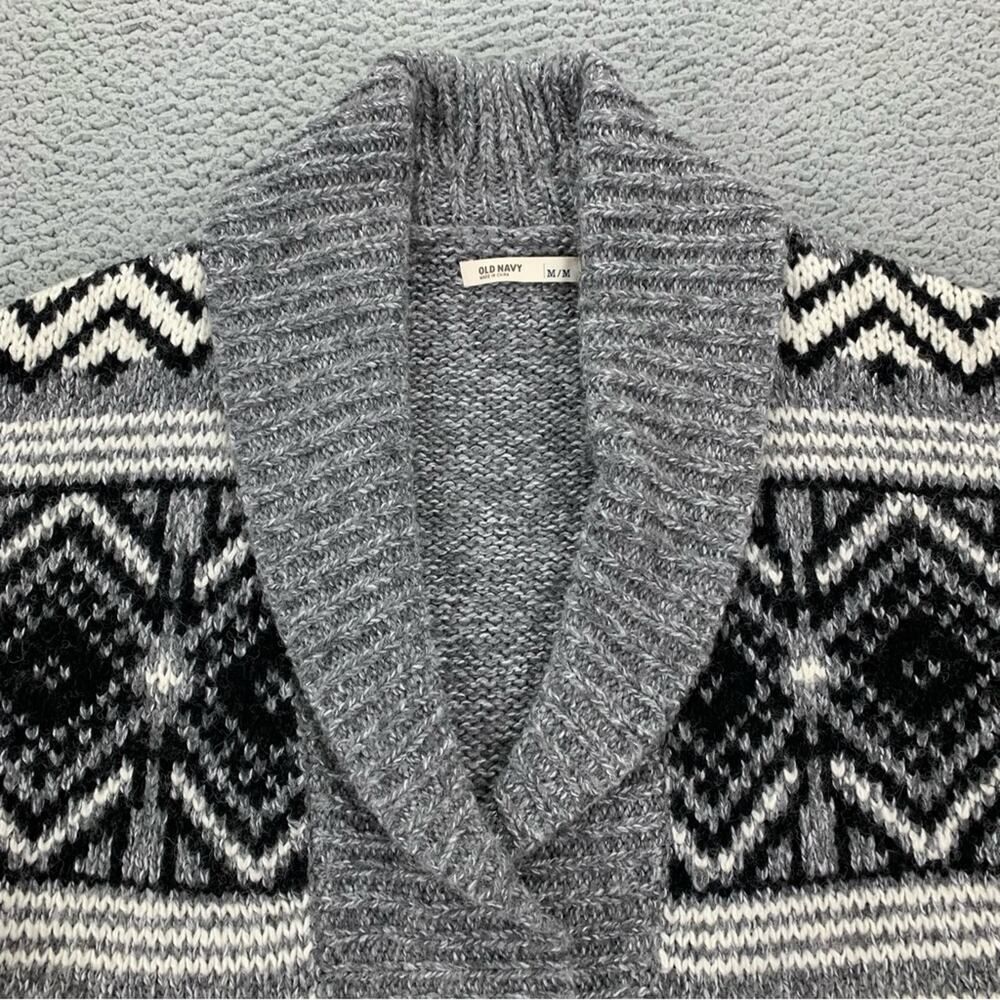 Old Navy Women's Knit Wool Blend Short Sleeve Chunky Cardigan  -  Size:  M - Picture 3 of 16